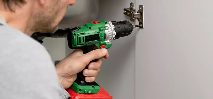 Commercial Door Hinge Repair Cooper City